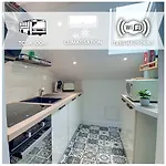 Stop Chez M Select Sense # Qualité # Confort # Simplicité Apartamento Saint-Fons