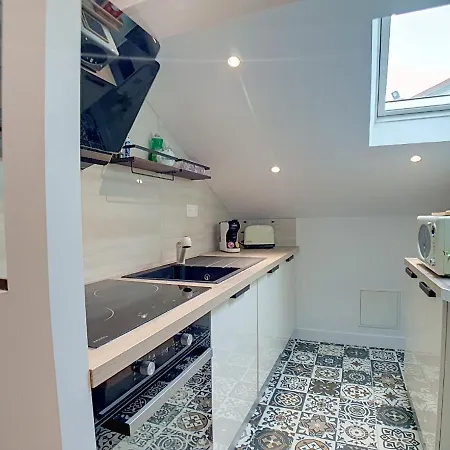 Stop Chez M Select Sense # Qualité # Confort # Simplicité Apartamento *
